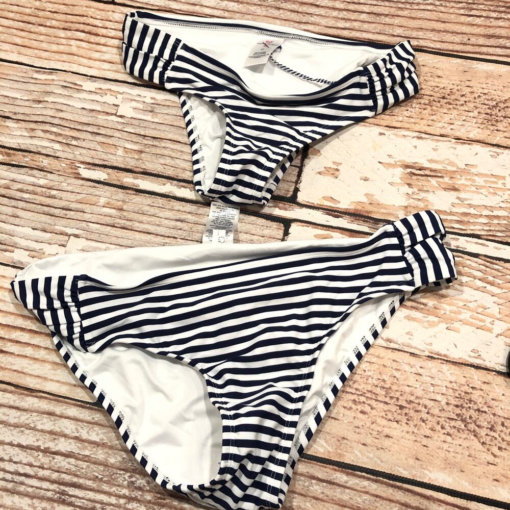 NWNEWOT Vineyard Vines Target striped bikini bottoms